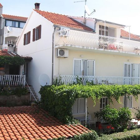 Apartmani Niki Hvar Хвар Экстерьер фото