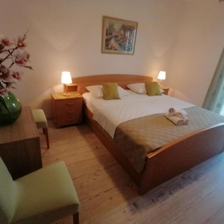 Apartmani Niki Hvar Хвар Экстерьер фото