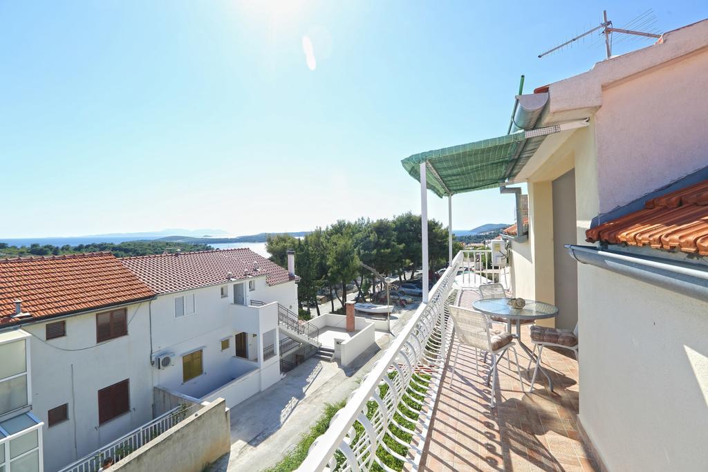 Apartmani Niki Hvar Хвар Номер фото
