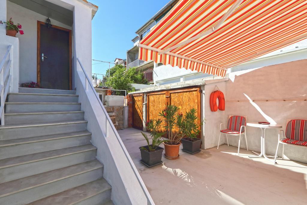 Apartmani Niki Hvar Хвар Экстерьер фото